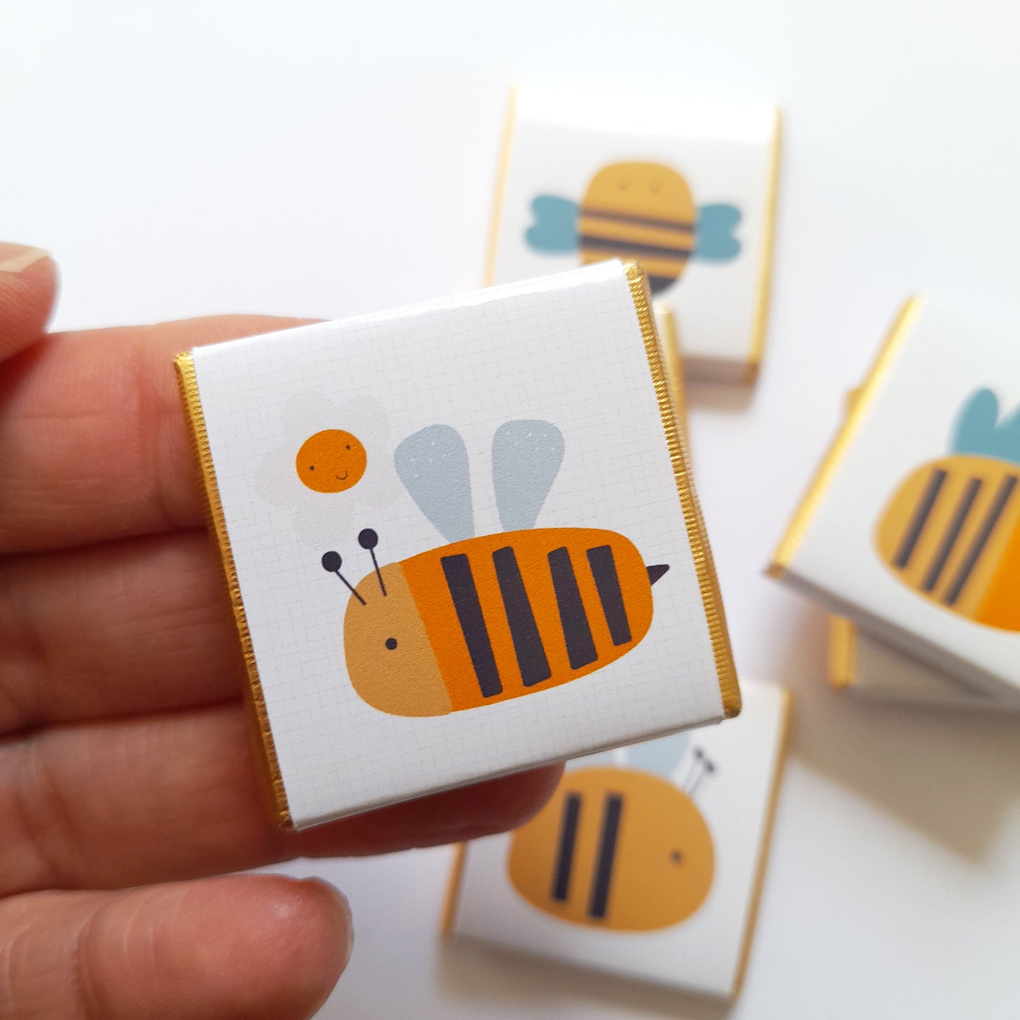 Bee-Themed Personalised Chocolate Favours – Custom Party Treats for Birthdays & Baby Showers (pack of 25)