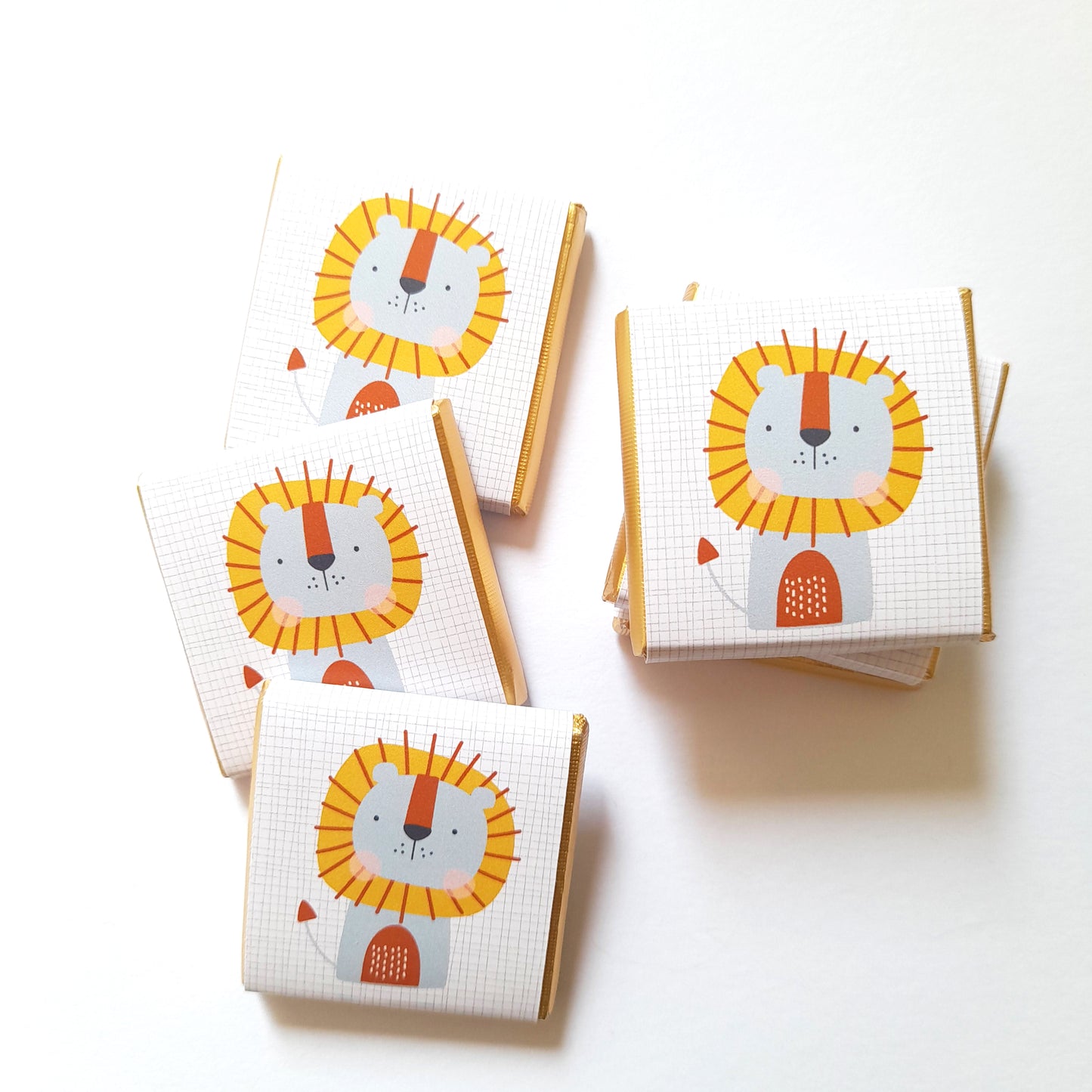 Cute Lion Personalised Chocolate Favours – Jungle Theme Party Treats (Pack of 25)