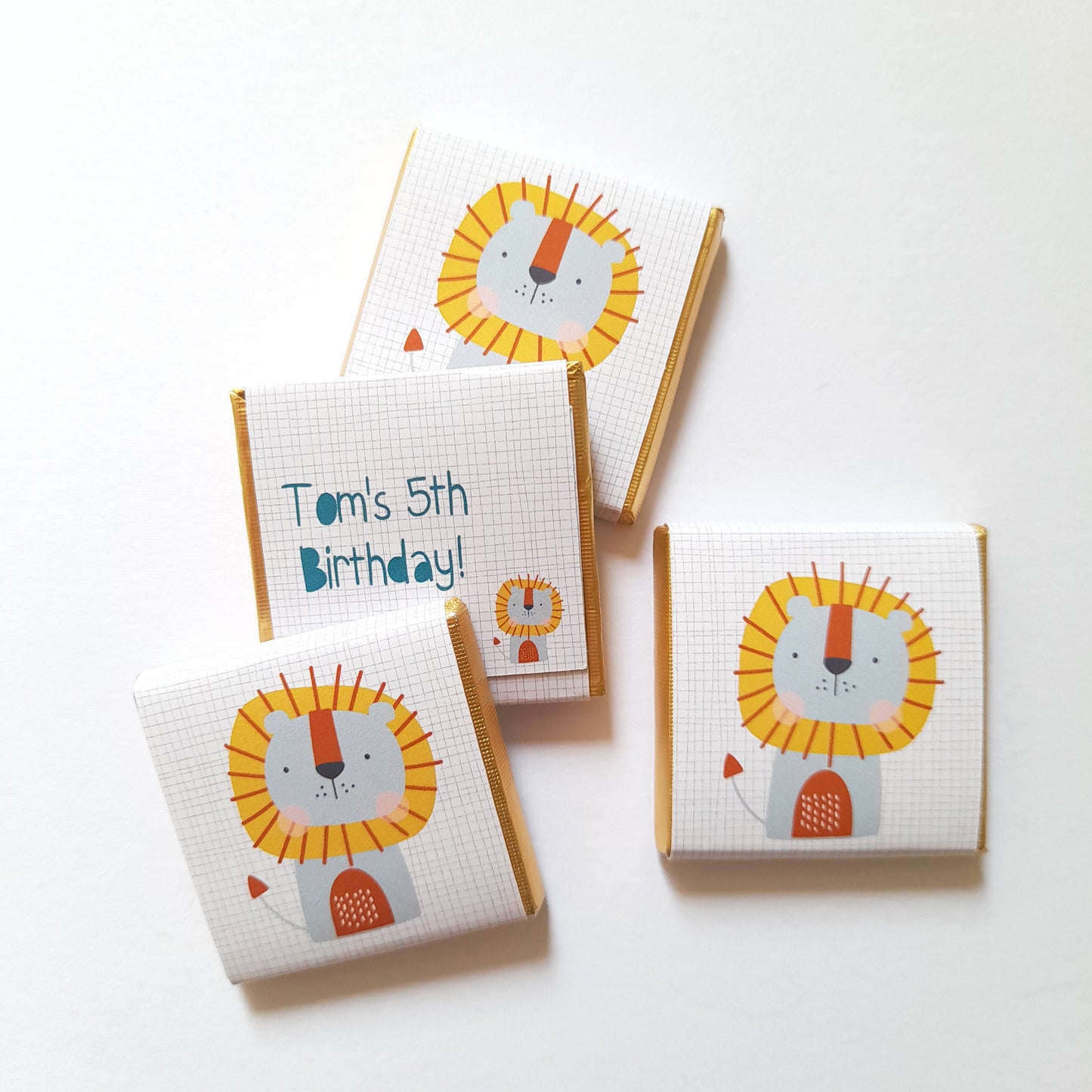 Cute Lion Personalised Chocolate Favours – Jungle Theme Party Treats (Pack of 25)