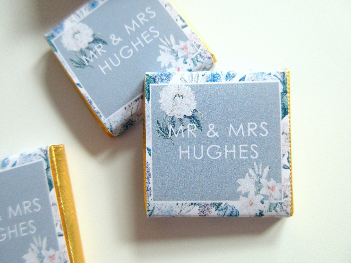 Personalized Blue Wedding Chocolates – Mr & Mrs, Floral Wedding Favours, Pack of 25