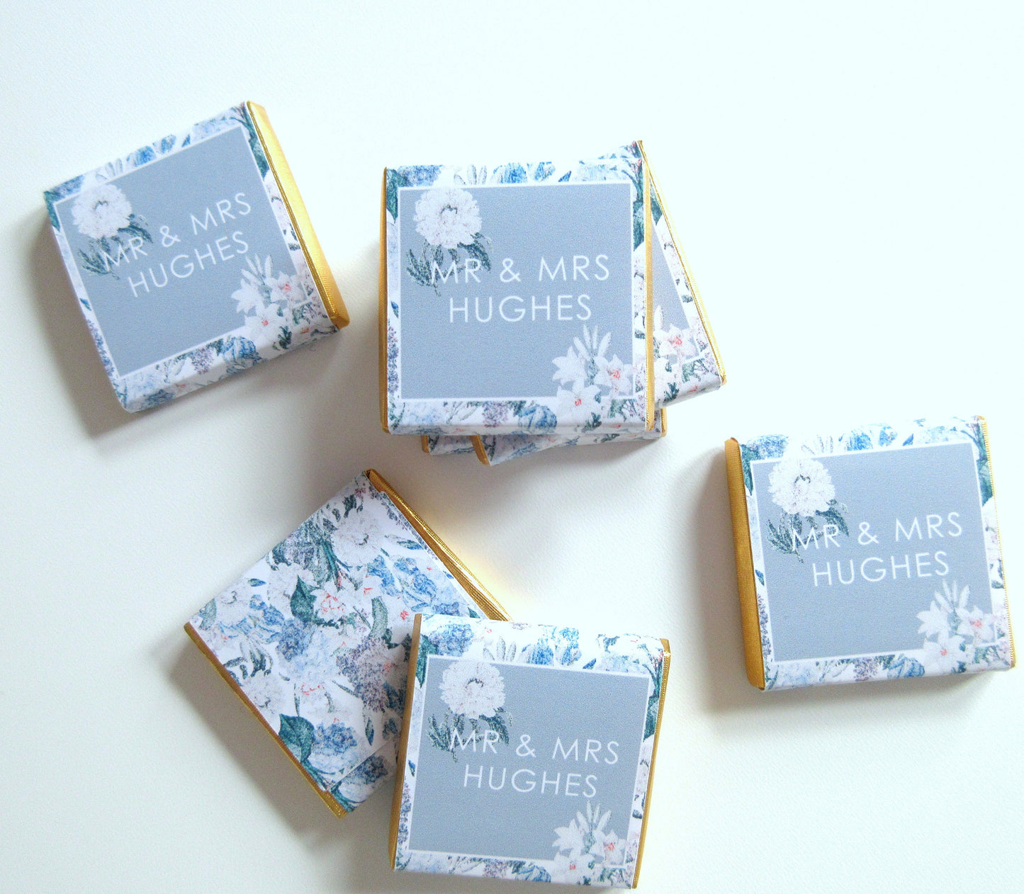 Personalized Blue Wedding Chocolates – Mr & Mrs, Floral Wedding Favours, Pack of 25