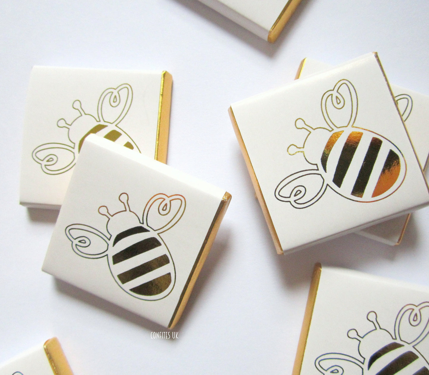 Personalised Bee Chocolate Favours – Elegant Guest Gifts (25 Pack)