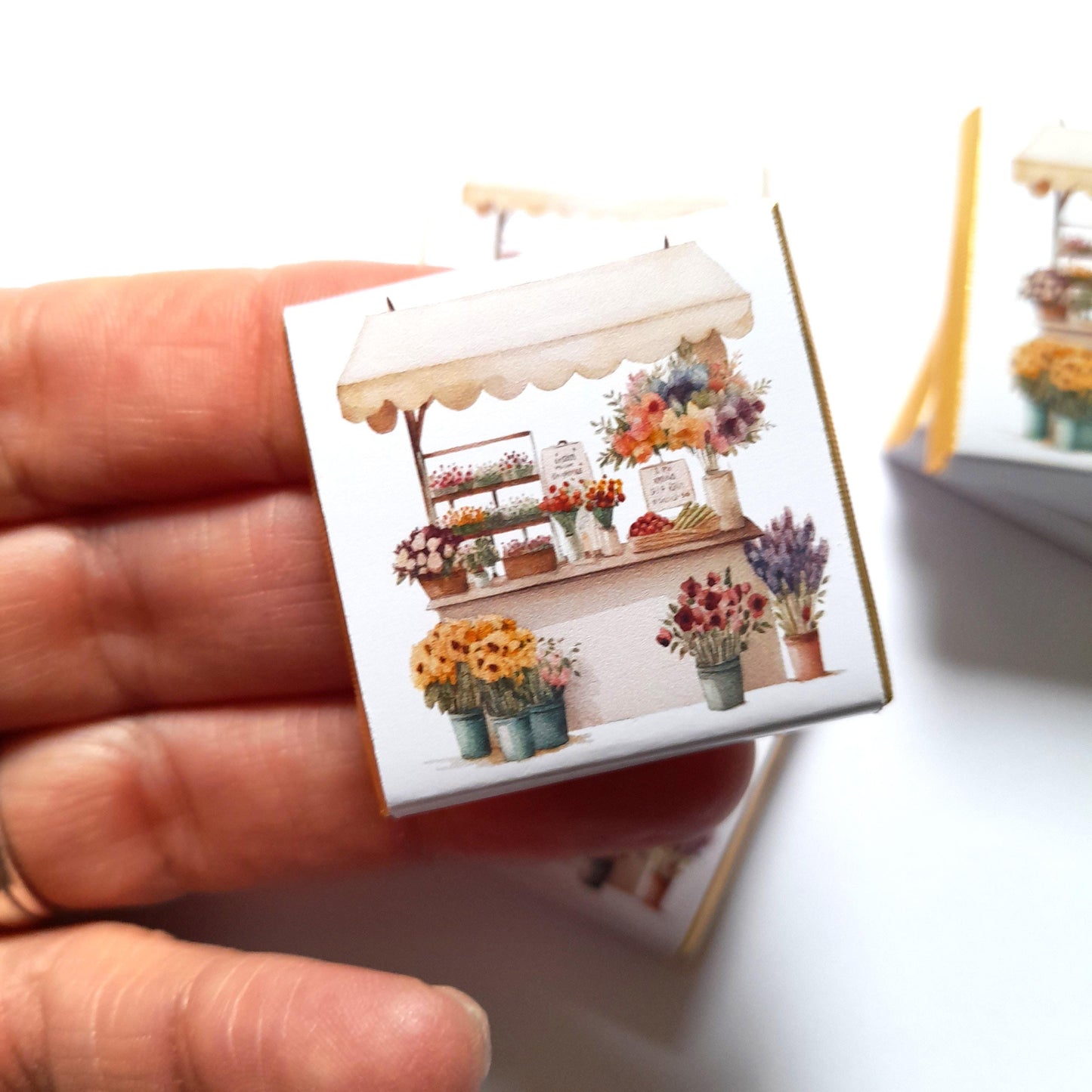 Flower Market Personalised Chocolate Favours (Pack of 25)
