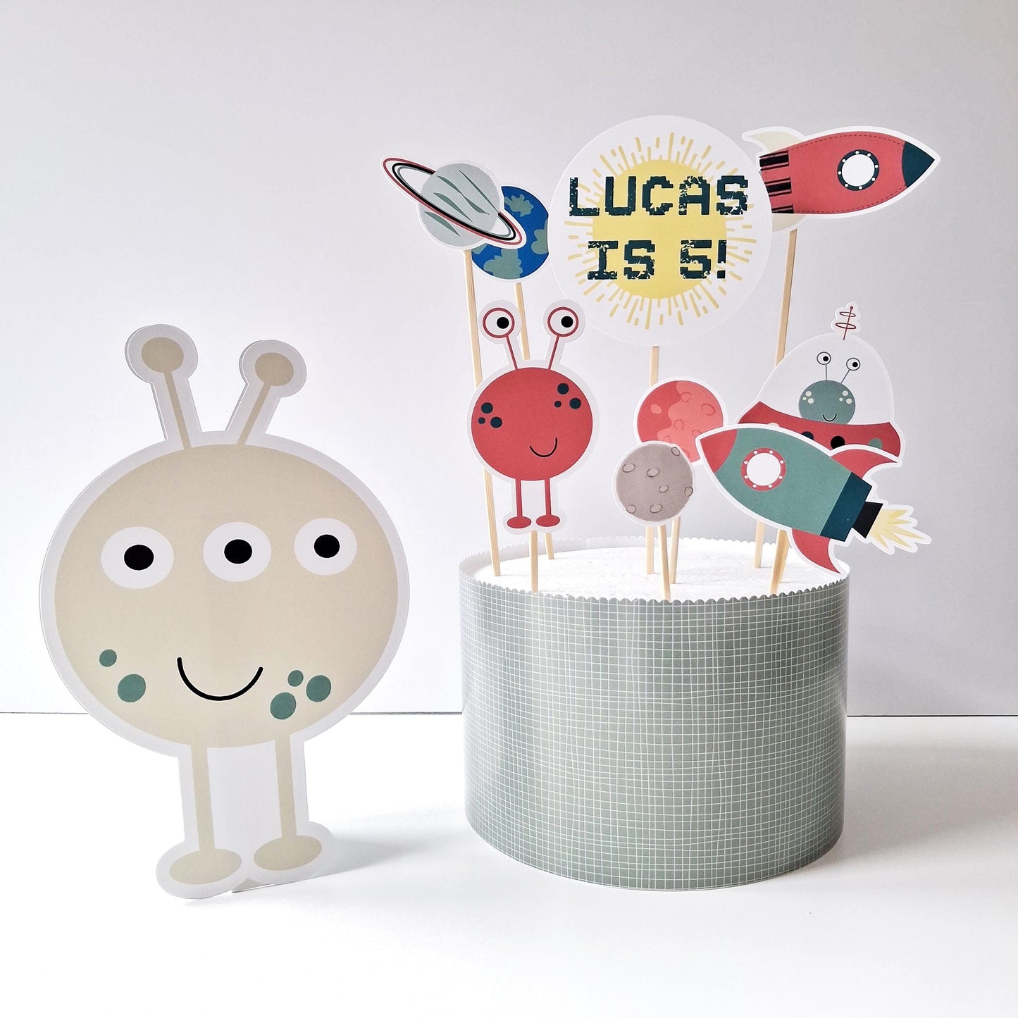 Personalised Space Cake Topper Set – Alien, Rocket and Planet Party Décor