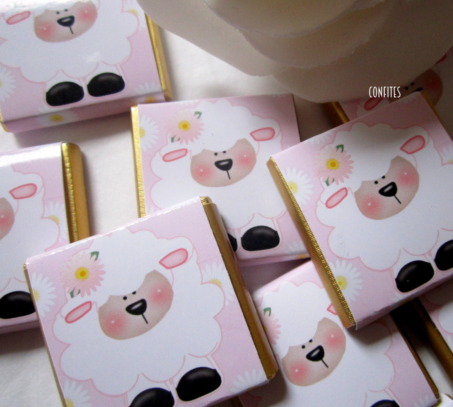 Lamb Chocolate Favours – Personalised Pack of 25