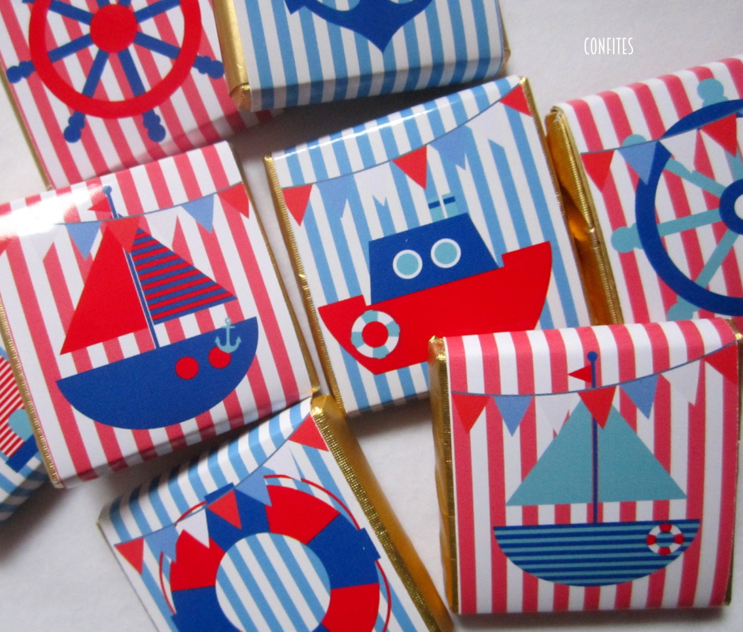 Personalised nautical-themed chocolate favours.  Ideal for events such as maritime parties, baby showers, or beach-themed events.