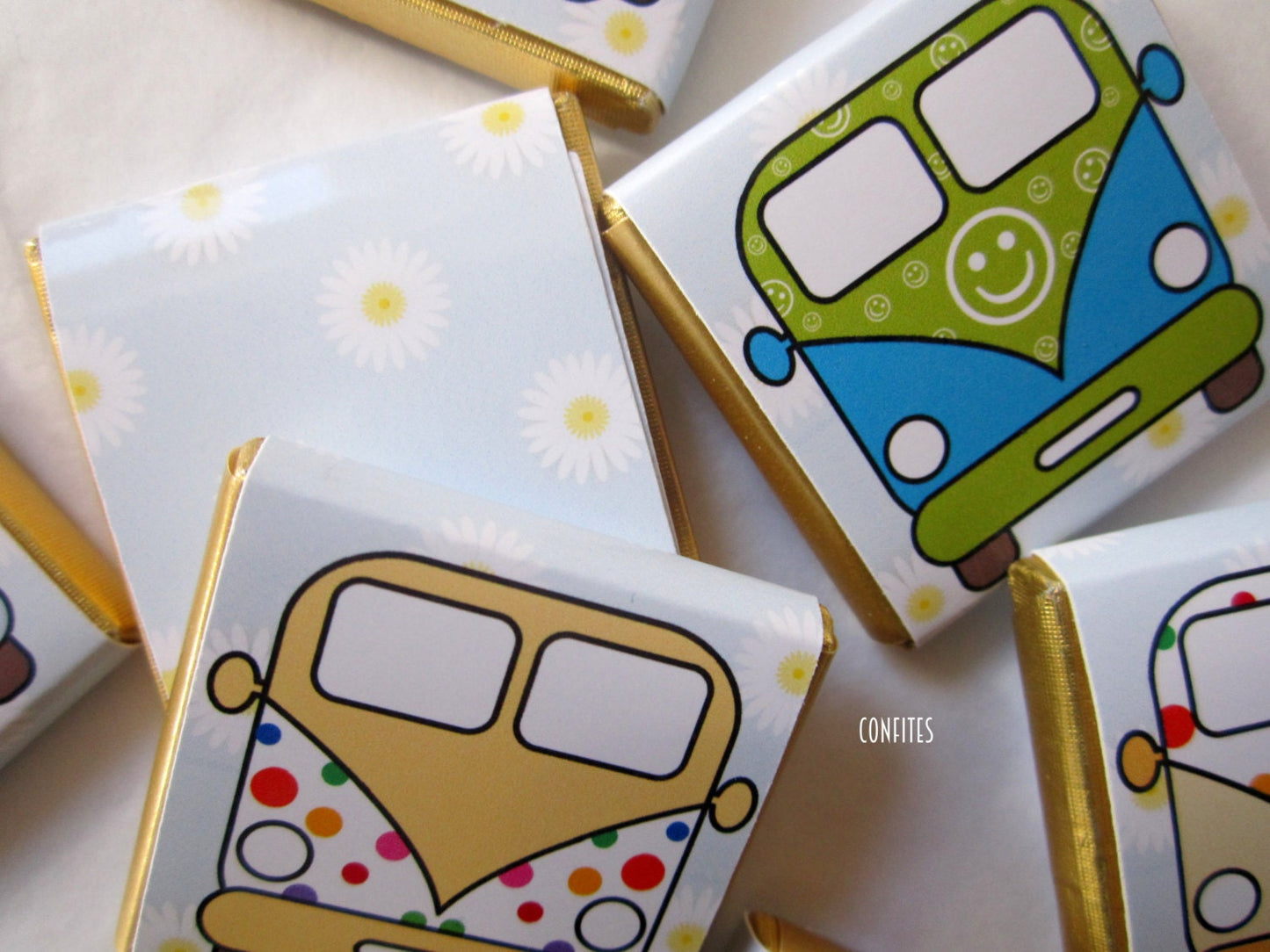 Personalized Camper Van Chocolate Favours – Party Favours for Guests (Pack of 25)