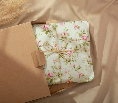 Retro Green and Pink Roses Gift Paper Sheet – Large Size Wrap