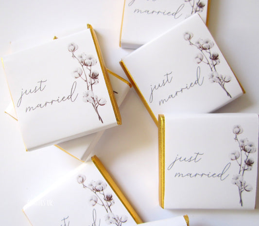 Personalized Just Married Chocolate Favours – Cotton Blossom Wedding Guest Favours (Pack of 25)