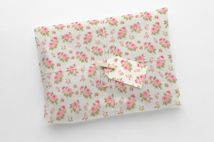 Large Retro Rococo Roses Gift Paper – Elegant Floral Wrapping Sheet