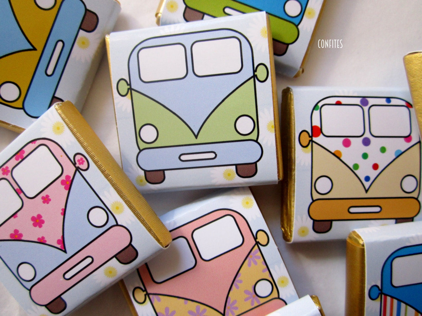 Personalized Camper Van Chocolate Favours – Party Favours for Guests (Pack of 25)