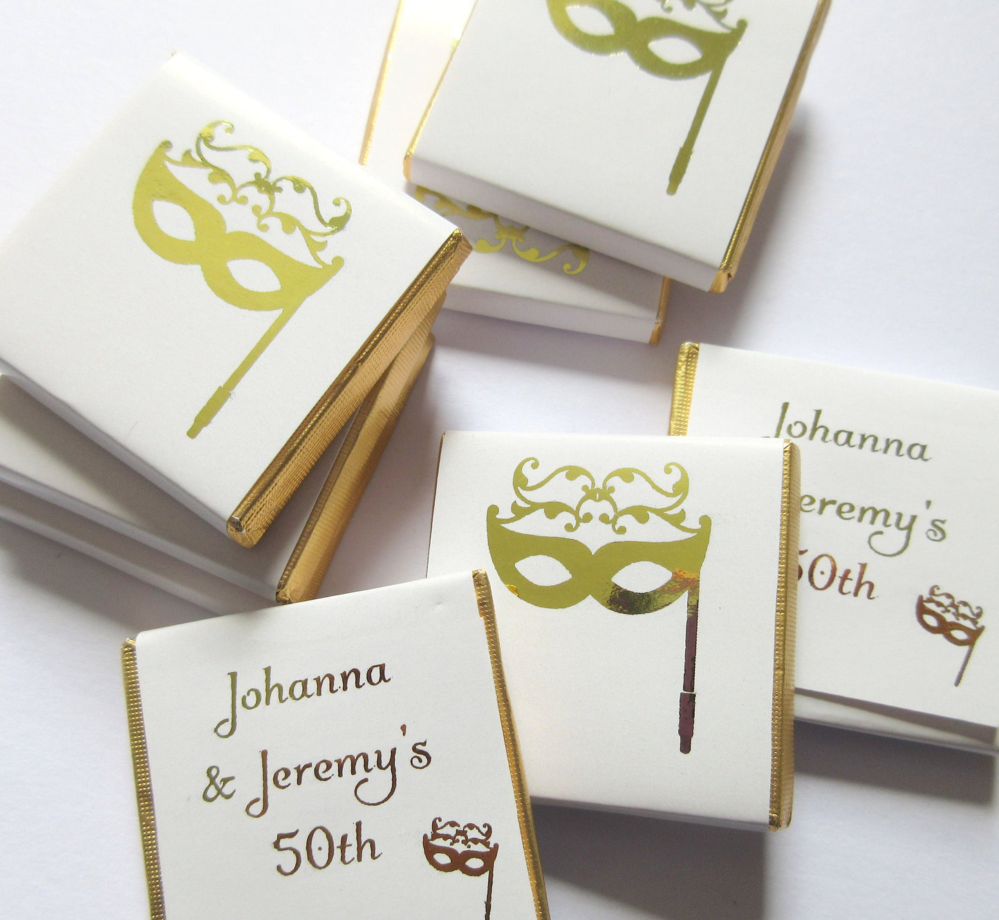 Personalized Masquerade Ball Chocolates – Carnival Party Guests Favours (Pack of 25 pcs)