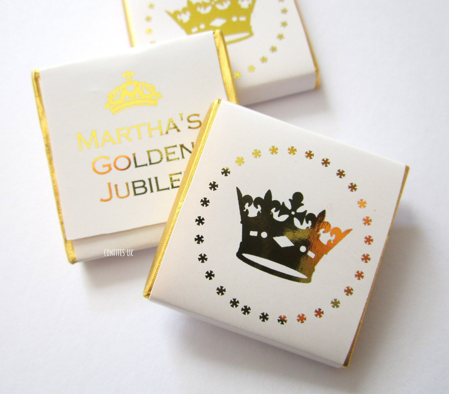 Personalized Golden Crown Chocolate Favours – Elegant Party Favours for Any Occasion (Pack of 25)