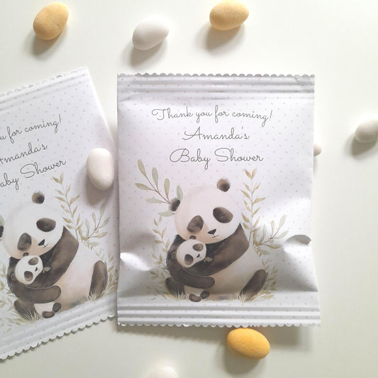 Personalised ‘Thank you for coming!’ Mama Panda party bag—white matte paper with scalloped top, charming panda and baby design surrounded by green leaves and polka dots, customised with name and occasion, approx 13 cm × 17 cm