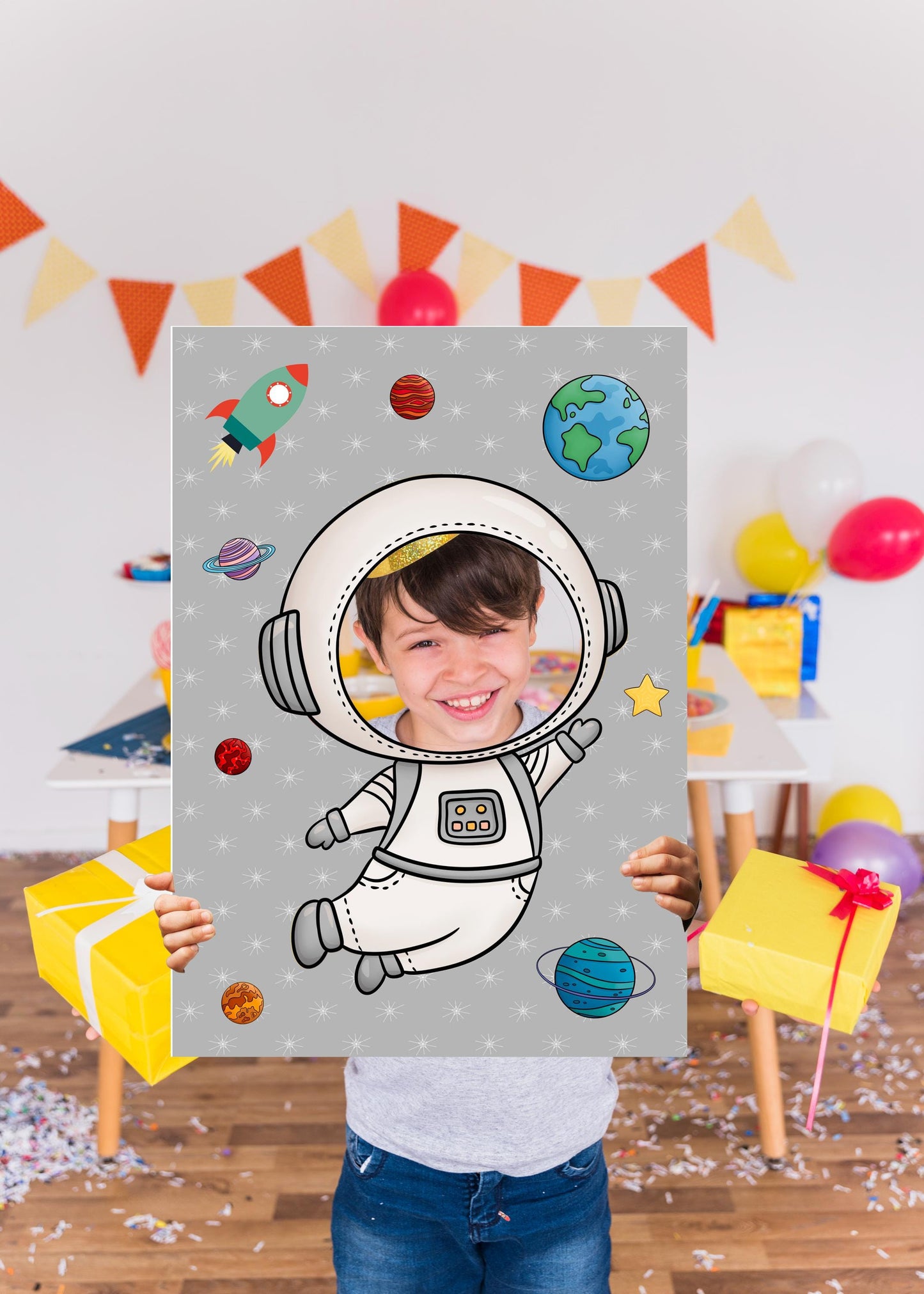 Astronaut Photo Booth Prop – Space Explorer Face Cut-Out (5 mm Foam)
