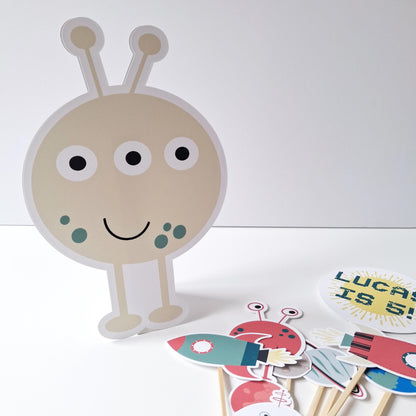 Personalised Space Cake Topper Set – Alien, Rocket and Planet Party Décor