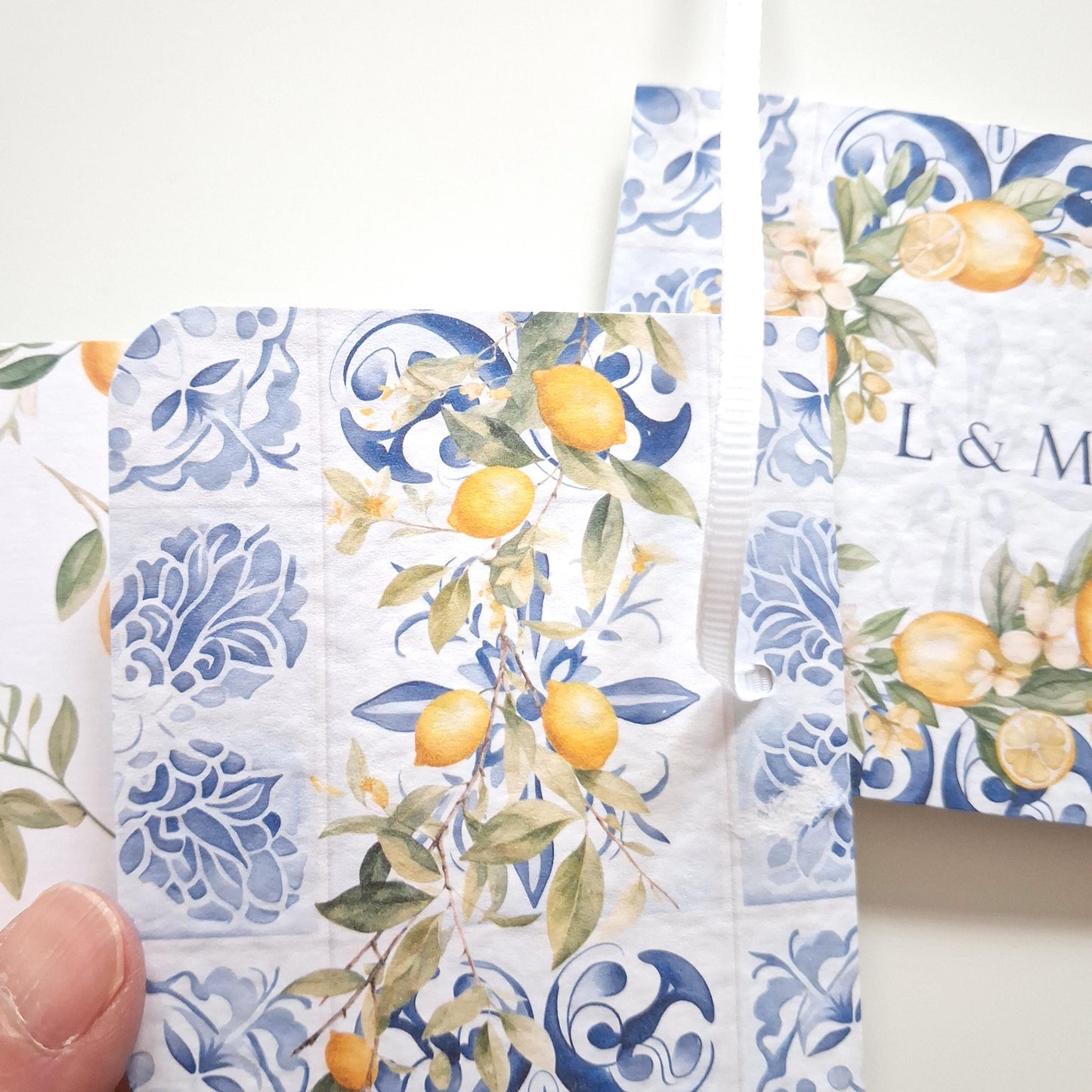 Italian Style Wedding Favours – Personalised Chocolate Thank-You Gifts