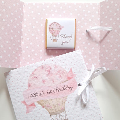 Adorable, personalised chocolate favours with a pink hot air balloon design. They are handmade with ribbon and available with either milk or vegan chocolate.