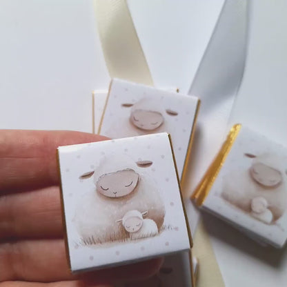 Mama Sheep Chocolate Favours – Personalised (Pack of 25)